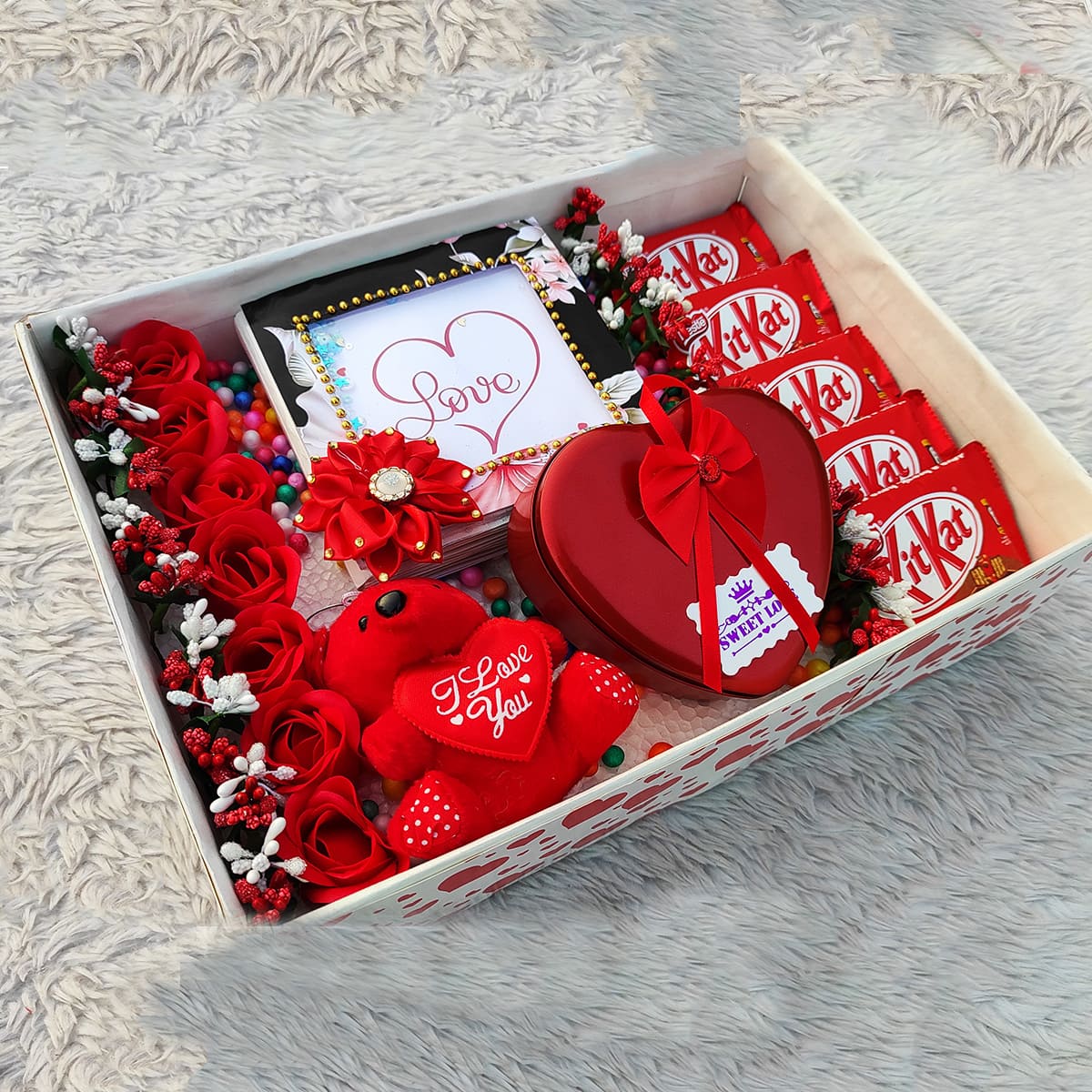 Valentine's Day Gift Baskets: Nuts About You Valentines Gift | DIYGB